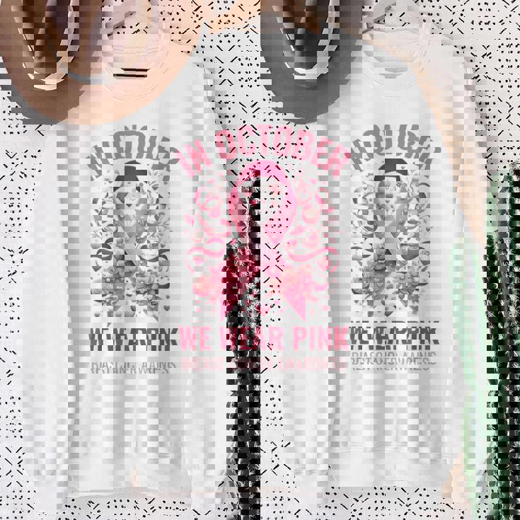 10月にはピンクリボンデザインの乳がんウォークを着用 スウェットシャツ 年配の女性への贈り物