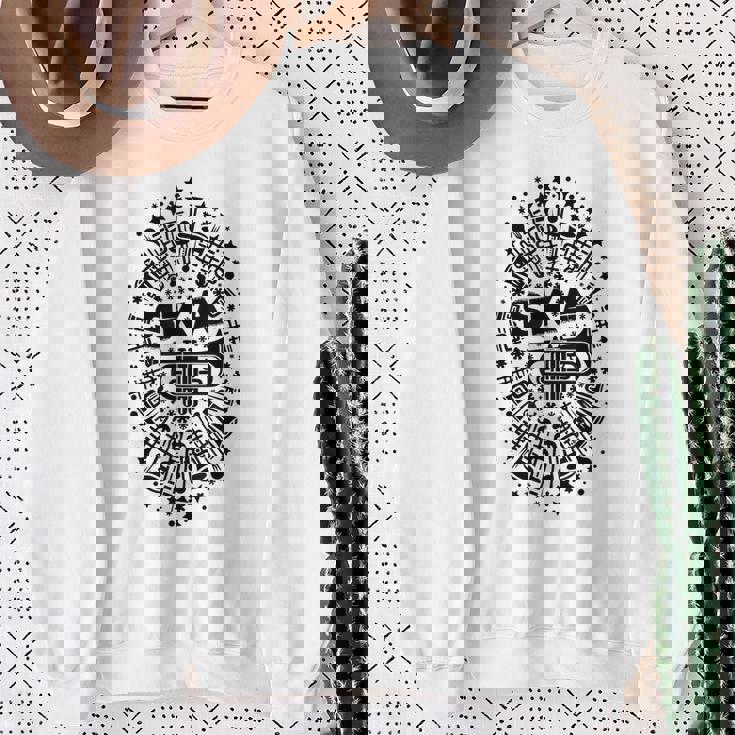 2トーン スカトランペット奏者 サムプリント スウェットシャツ 年配の女性への贈り物