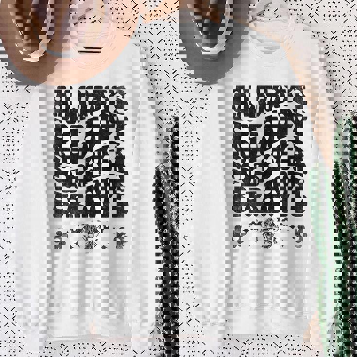 Always Ready Forever Brave 消防士 消防士 スウェットシャツ 年配の女性への贈り物