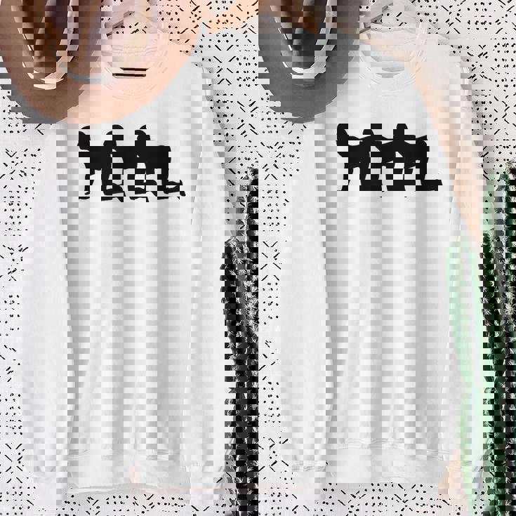 Centipede Humor Human Centiped Parody Horor スウェットシャツ 年配の女性への贈り物