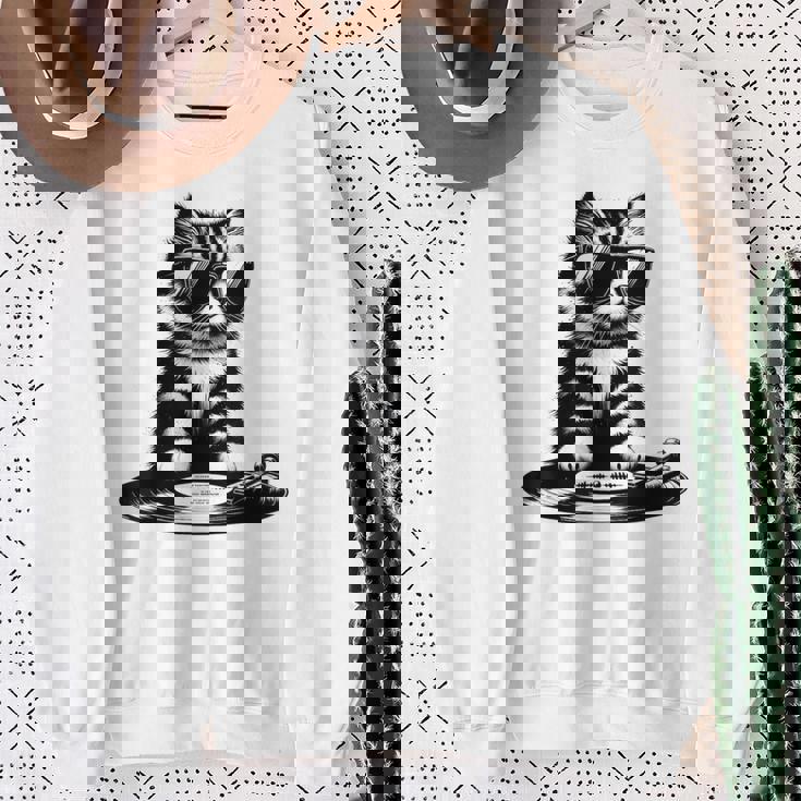 Cool Dj Cat ビニールレコード愛好家 スウェットシャツ 年配の女性への贈り物