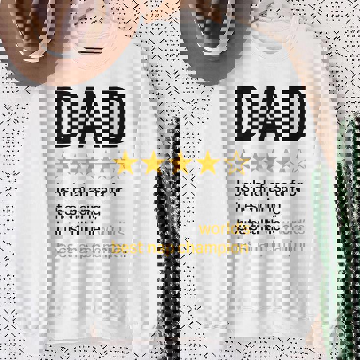 Dadtar Rating いびきジョーク 世界最高のお昼寝チャンピオン スウェットシャツ 年配の女性への贈り物