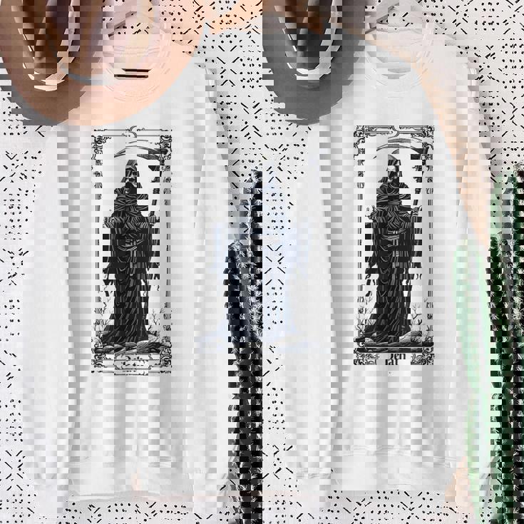 Death Tarot Card 13 Craft Gothic Reaper Aesthetic スウェットシャツ 年配の女性への贈り物