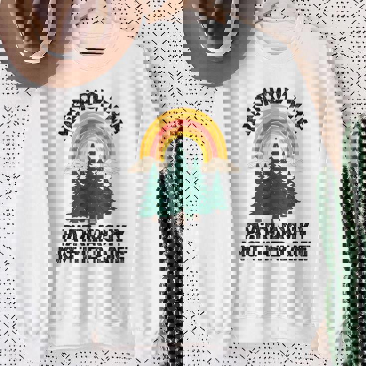 Destroy The Patriarchy Not The Planet フェミニスト フェミニズム スウェットシャツ 年配の女性への贈り物