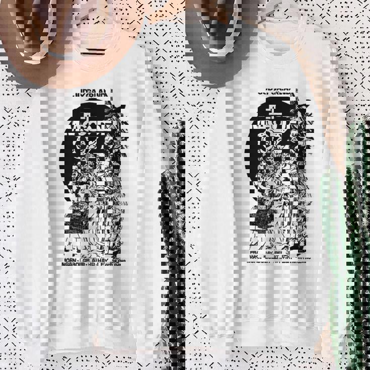 Emerald City Oz ティンマン ライオン かかし ドロシー オズの魔法使い スウェットシャツ 年配の女性への贈り物