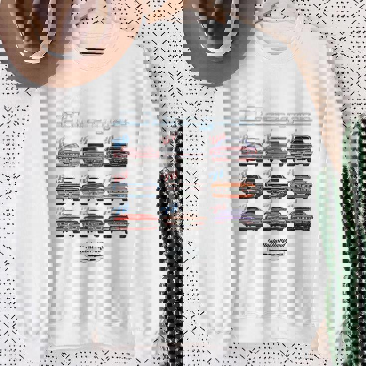 Evolution Charger スーパービー ホットロッド マッスルカー マグナム ウェッジ スウェットシャツ 年配の女性への贈り物