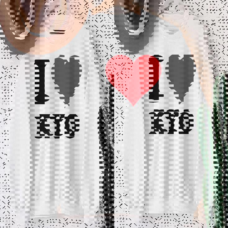 I Heart Kyo ファーストネーム I Love パーソナライズ スウェットシャツ 年配の女性への贈り物