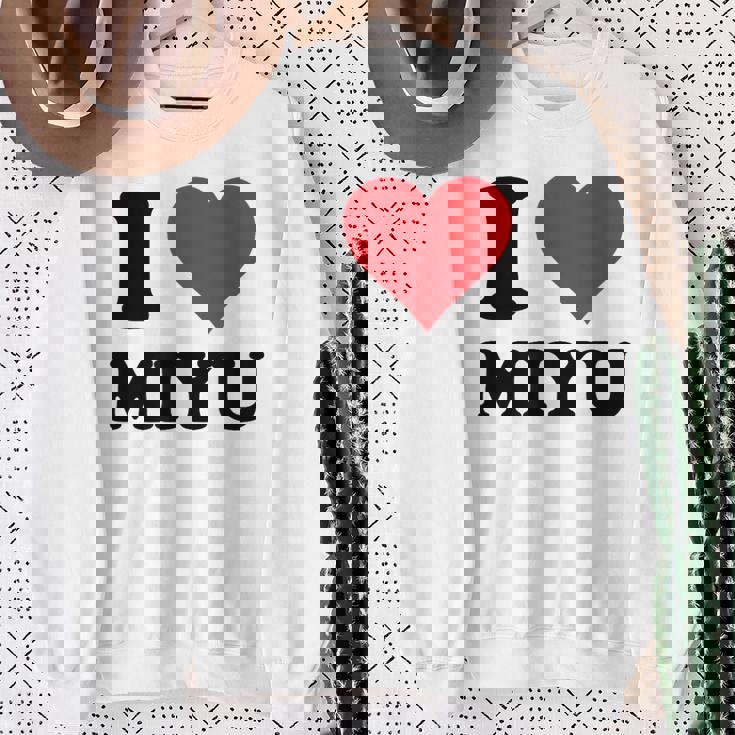 I Heart Miyu ファーストネーム I Love パーソナライズ スウェットシャツ 年配の女性への贈り物