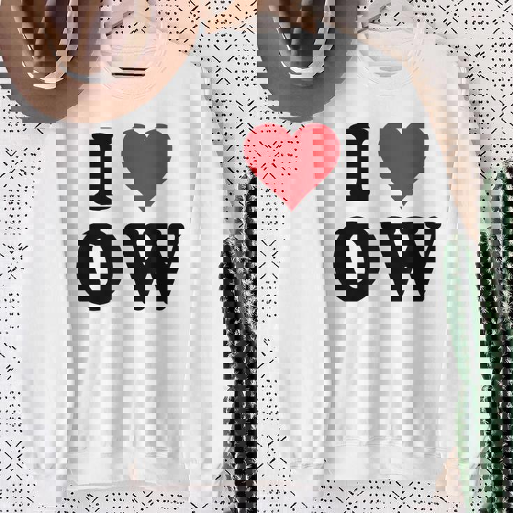 I Heart Ow Initials I Love OW First And Last Name O W スウェットシャツ 年配の女性への贈り物