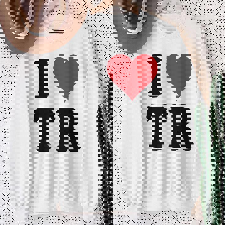 I Heart Tr Initials I Love TR First And Last NameR スウェットシャツ 年配の女性への贈り物