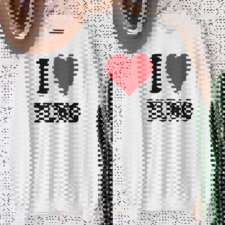 I Heart Yuno ファーストネーム I Love パーソナライズ スウェットシャツ 年配の女性への贈り物