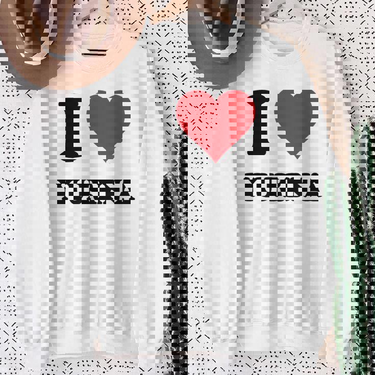 I Heart Yurina ファーストネーム I Love パーソナライズ スウェットシャツ 年配の女性への贈り物