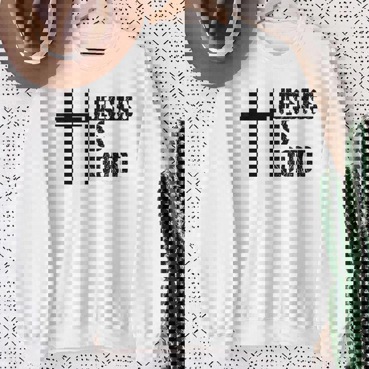 Jesus Is Lord 十字架 信仰 クリスチャン 聖書 神聖 スウェットシャツ 年配の女性への贈り物