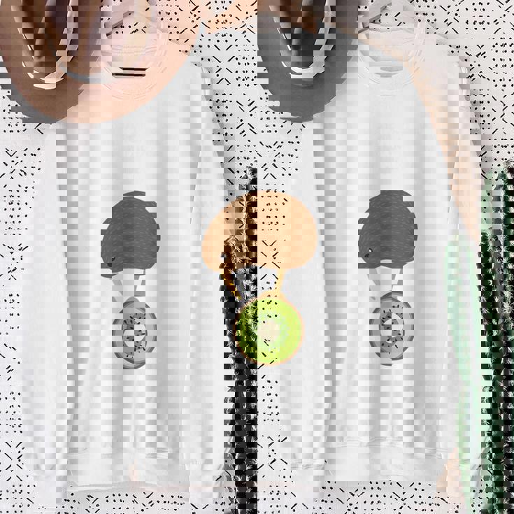 Kiwi Bird Evolution 面白いキウイフルーツパンギフトtシャツ スウェットシャツ 年配の女性への贈り物