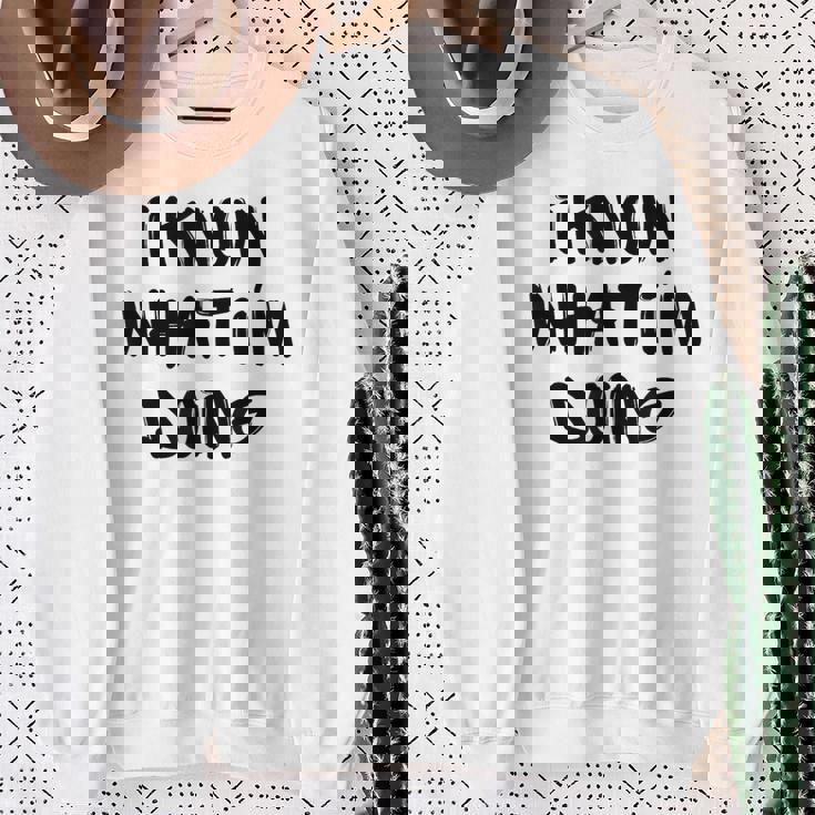 I Know What I'm Doing 面白いホワイトライパーティーアイデア スウェットシャツ 年配の女性への贈り物