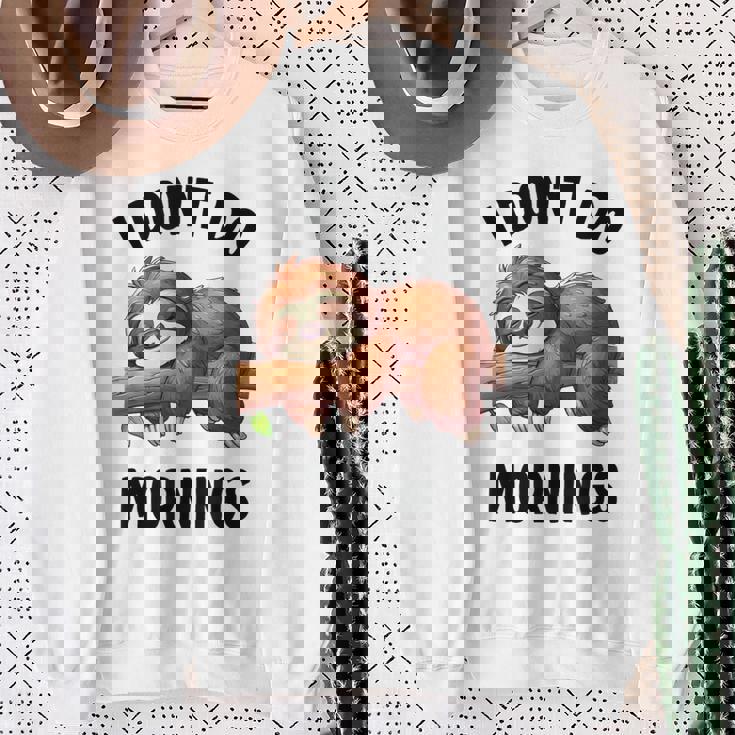 Lazy Nappingloth 怠惰な昼寝ナマケモノ スウェットシャツ 年配の女性への贈り物