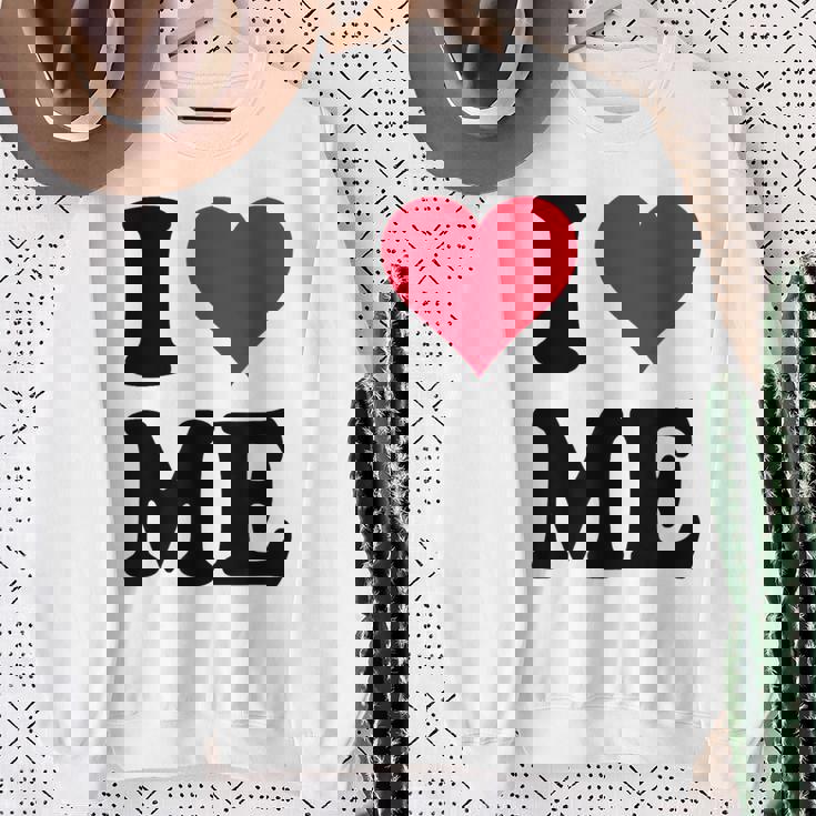 I Love Me スウェットシャツ 年配の女性への贈り物