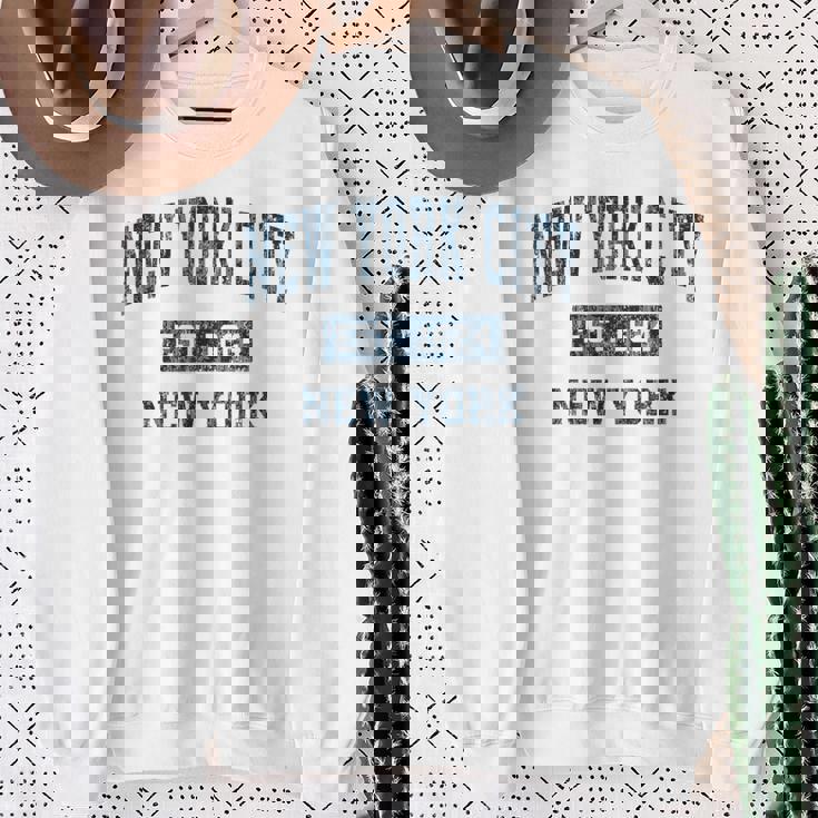 New York City New York Ny ビンテージスポーツデザイン ネイビープリント スウェットシャツ 年配の女性への贈り物