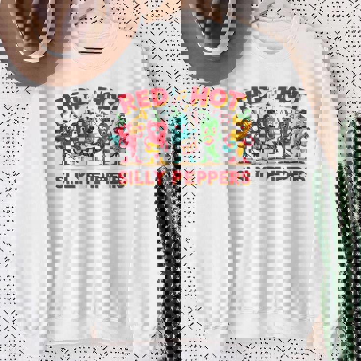 Red Hotilly Peppers スウェットシャツ 年配の女性への贈り物