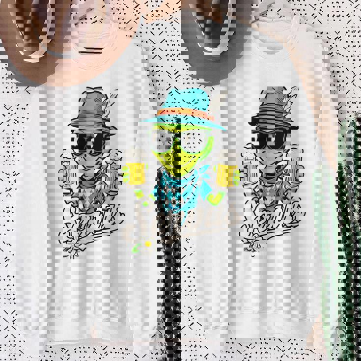 Servus Wiesn Gaudi – 面白いオクトーバーフェストビールバイエルンコスチューム 長袖tシャツ スウェットシャツ 年配の女性への贈り物