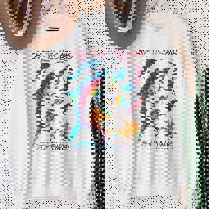 Stop Finning ジンベエザメ シュモクザメサメの種類タイダイ 長袖tシャツ スウェットシャツ 年配の女性への贈り物
