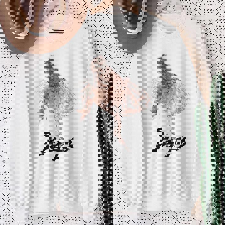 Study Of A Ballet Dancer エドガー・ドガ スウェットシャツ 年配の女性への贈り物