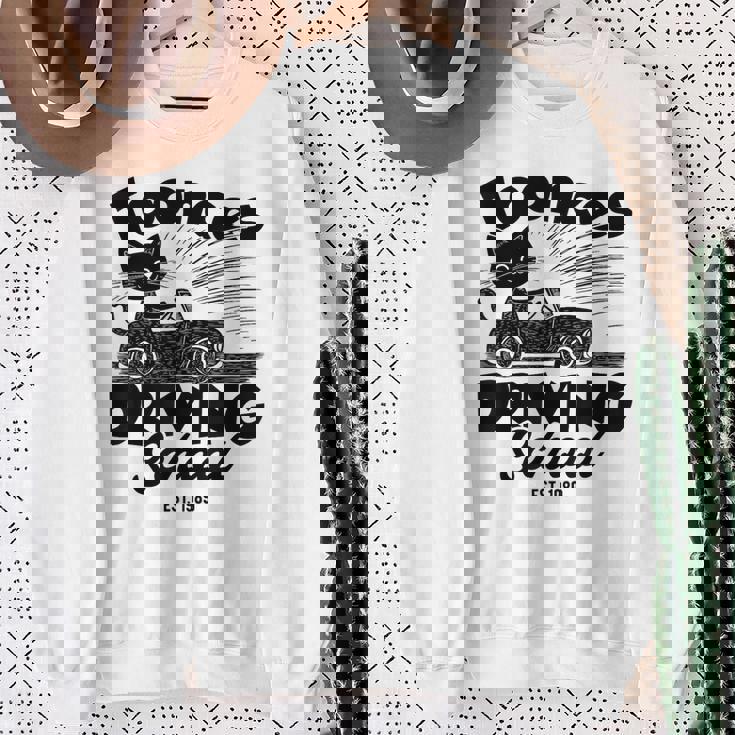 Toonces 自動車教習所 エスト 伝説の運転 猫 面白い スウェットシャツ 年配の女性への贈り物