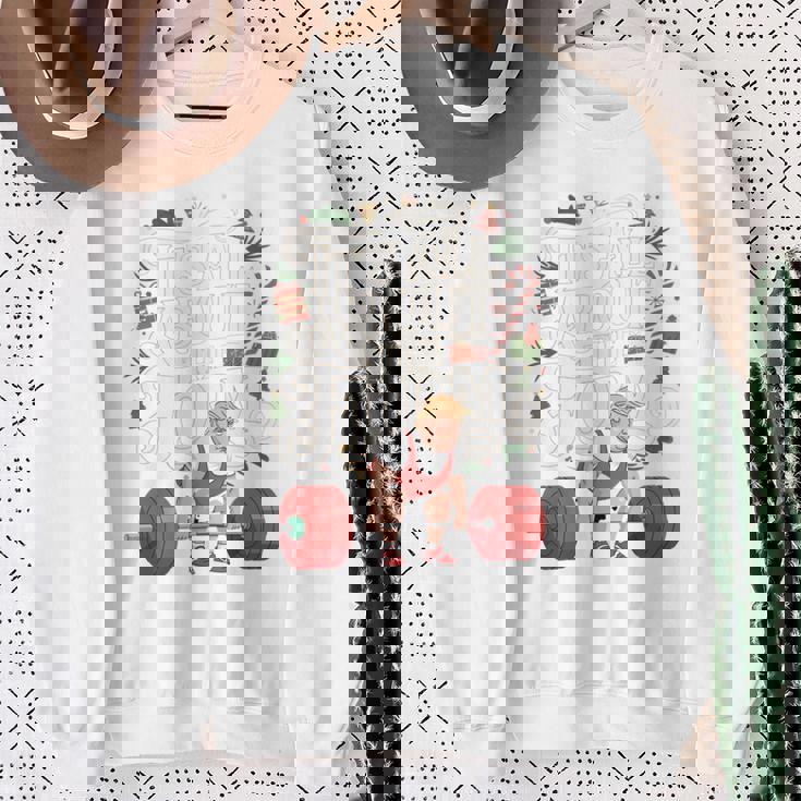 Trump It's All About The Form クリスマス ワークアウト ジム ホリデー 長袖tシャツ スウェットシャツ 年配の女性への贈り物