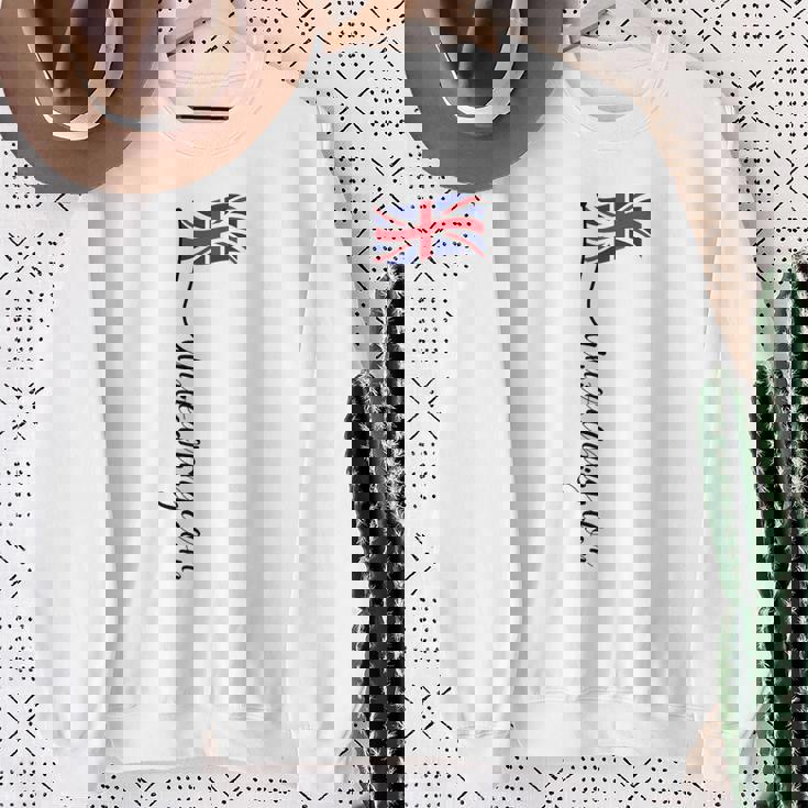 Uk United Kingdomignature ユニオンジャックフラッグポール背面に スウェットシャツ 年配の女性への贈り物