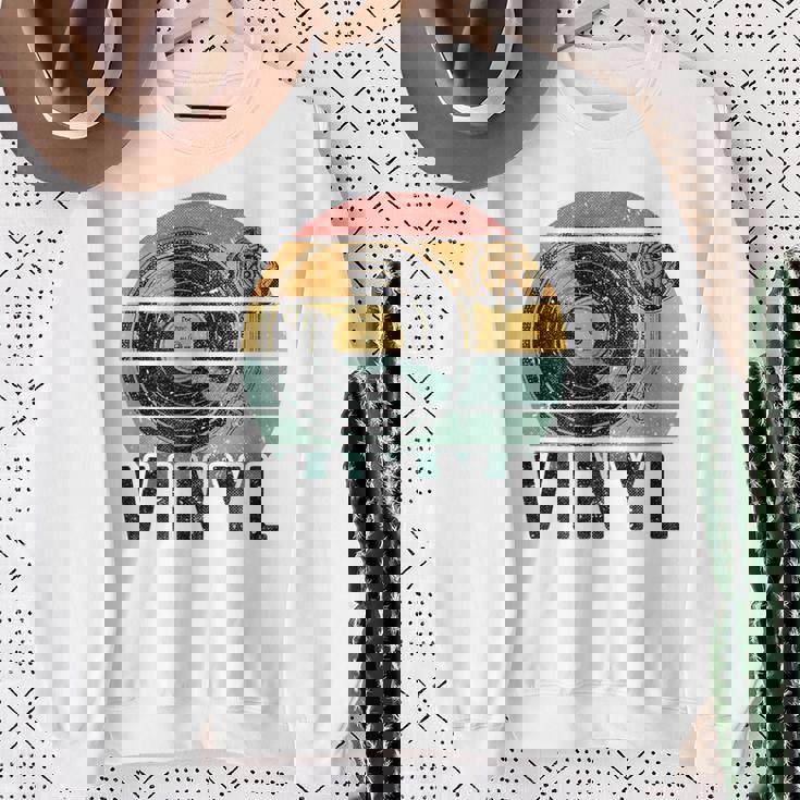 Vinyl Turntable Records Music Lp Djintageun レコードプレーヤー スウェットシャツ 年配の女性への贈り物