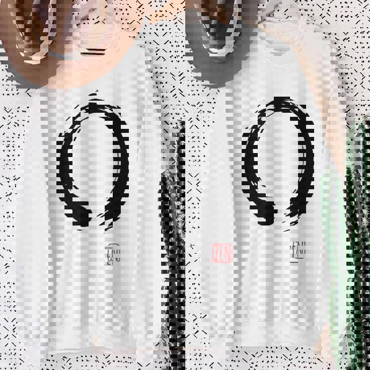 Zen Calligraphy Buddhist Enso Circle スウェットシャツ 年配の女性への贈り物