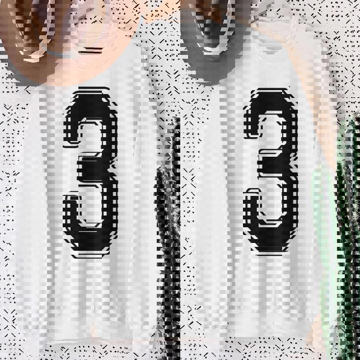 【バックプリント・背中側】3 数字 背番号 ユニフォーム ナンバー【ブラック／黒の文字】スポーツ 野球 サッカー 部活 スウェットシャツ 年配の女性への贈り物