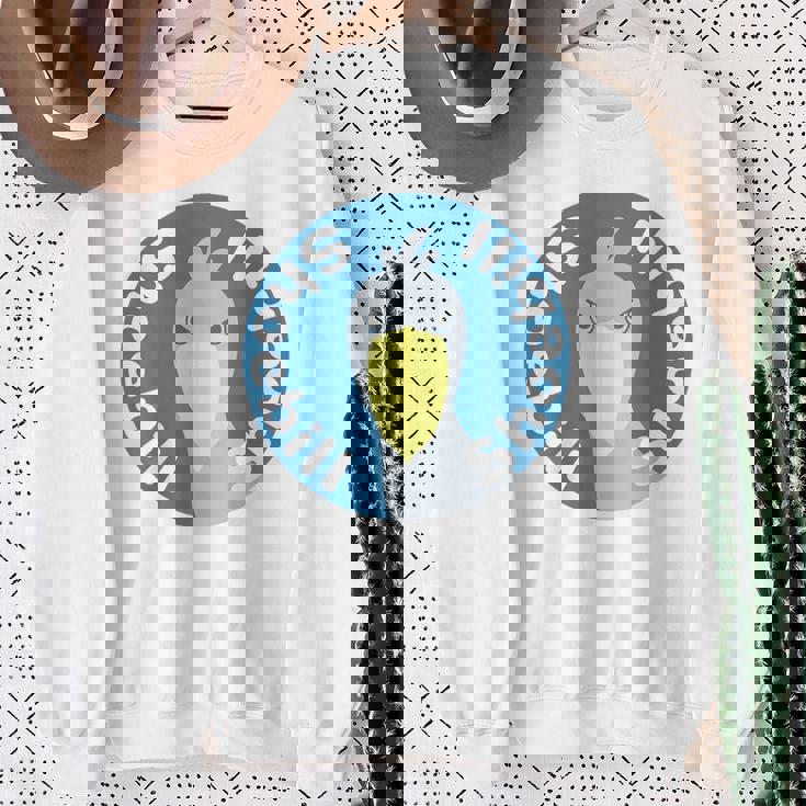 【バックプリント・背中側】ハシビロコウ『ロゴマーク』ブルー 青【どうぶつフレンズ】鳥 動物 ゆるくて かわいい イラスト スウェットシャツ 年配の女性への贈り物