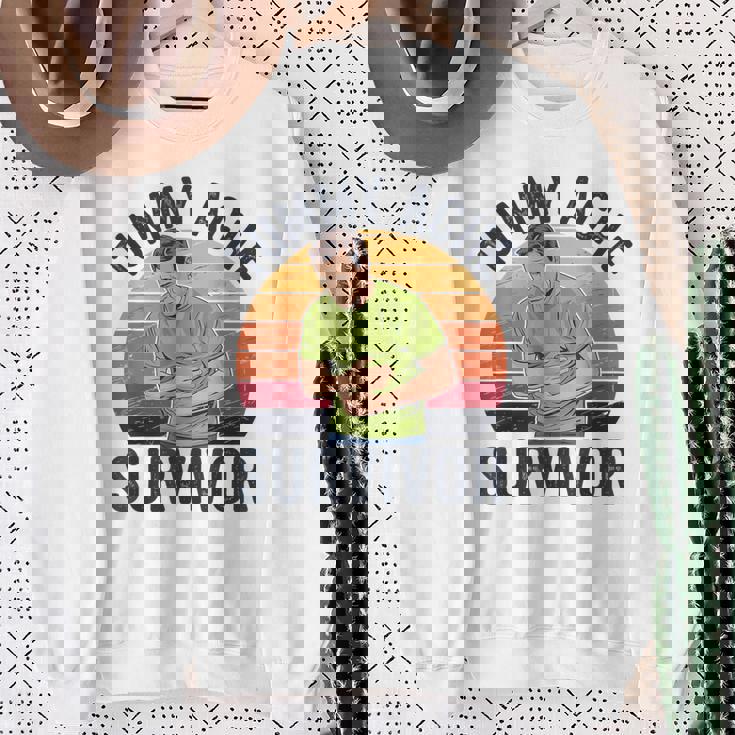 おなかが痛い スウェットシャツ 年配の女性への贈り物