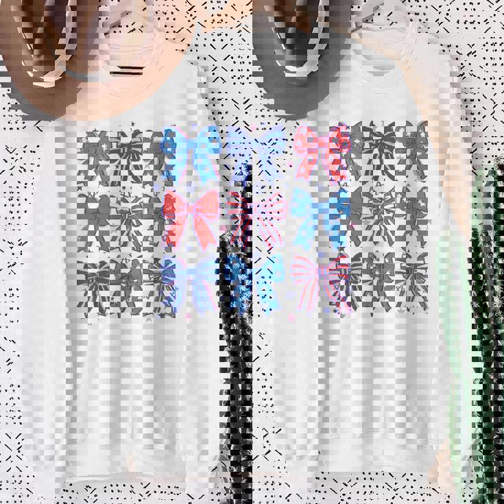 かわいい愛国的なボウスターデザイン7月4日シャツusaプライド スウェットシャツ 年配の女性への贈り物