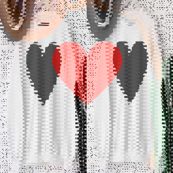 かわいい赤ミニマリスト ハート スウェットシャツ 年配の女性への贈り物