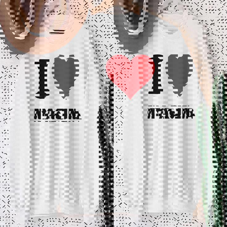 アイハート 宮古島 日本 愛 日本土産アイテム スウェットシャツ 年配の女性への贈り物