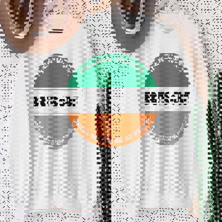 アイルランド外のイギリス軍 アイルランド共和党 スウェットシャツ 年配の女性への贈り物