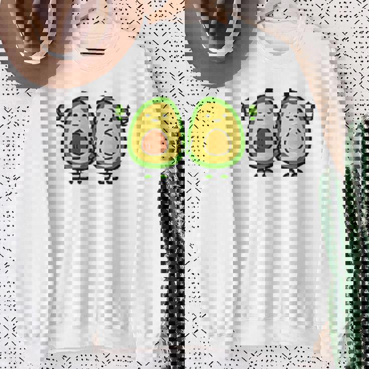 アボカドくん スウェットシャツ 年配の女性への贈り物