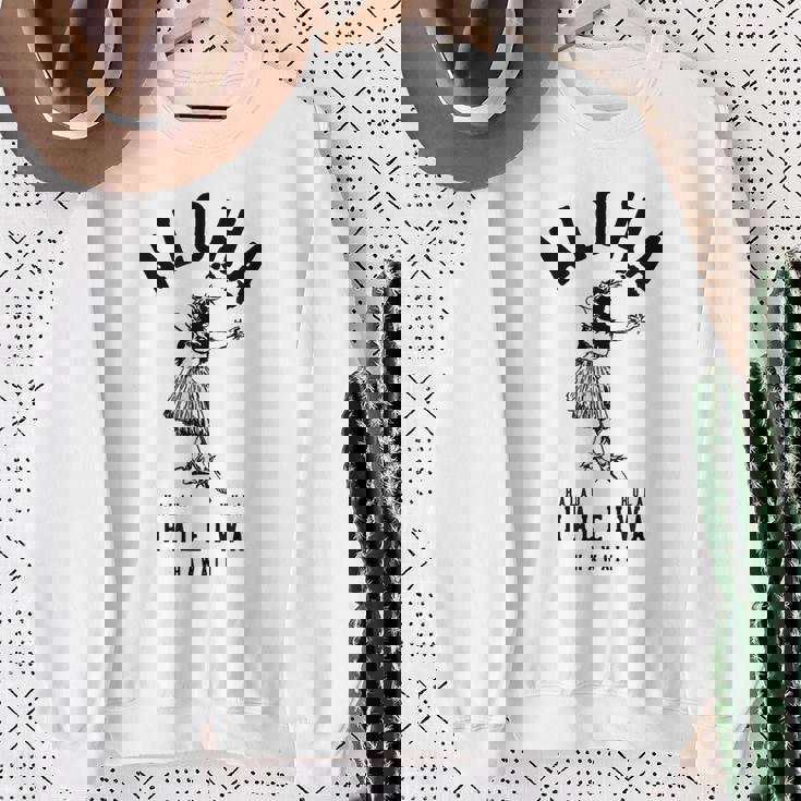 アロハ フラクラブ ハレイワ ハワイ スウェットシャツ 年配の女性への贈り物