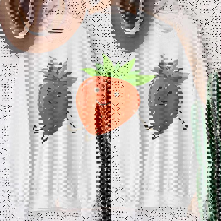 イチゴのハロウィンコスチューム かわいい怠惰なイチゴの果実 スウェットシャツ 年配の女性への贈り物