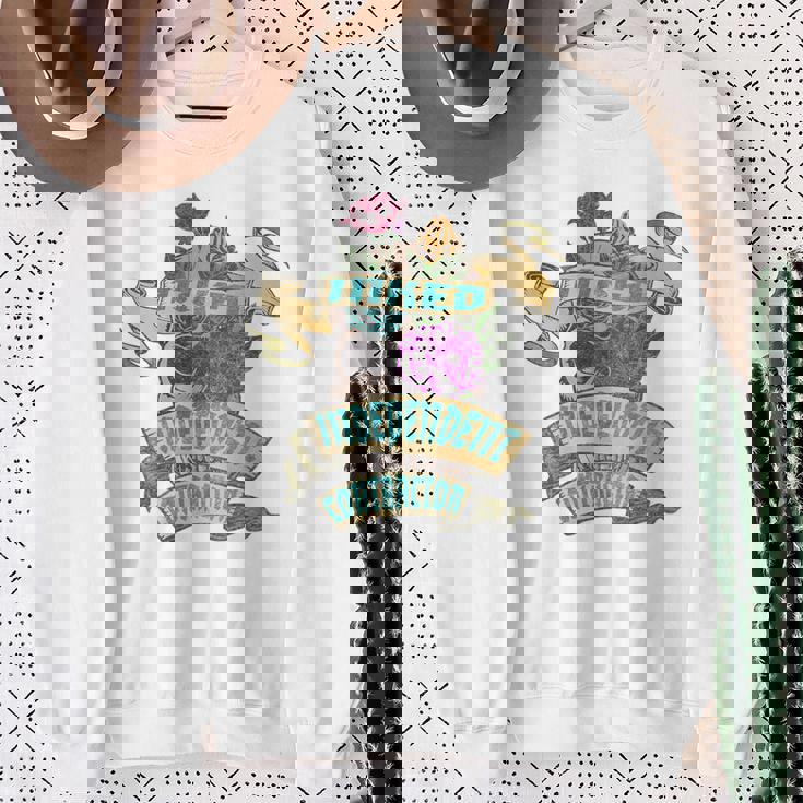 インディペンデント コントラクター インクドクロ タトゥー バックサイドデザイン スウェットシャツ 年配の女性への贈り物