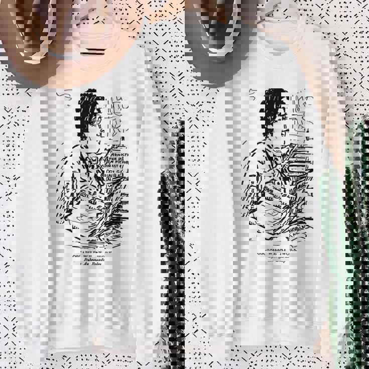 オスカー・ワイルド At Work By オーブリー・ビアズリー 1893 スウェットシャツ 年配の女性への贈り物