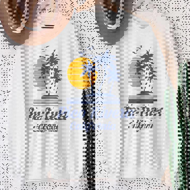 カリフォルニア州ピコリベラ ピコ リベラ 市内観光客 スウェットシャツ 年配の女性への贈り物