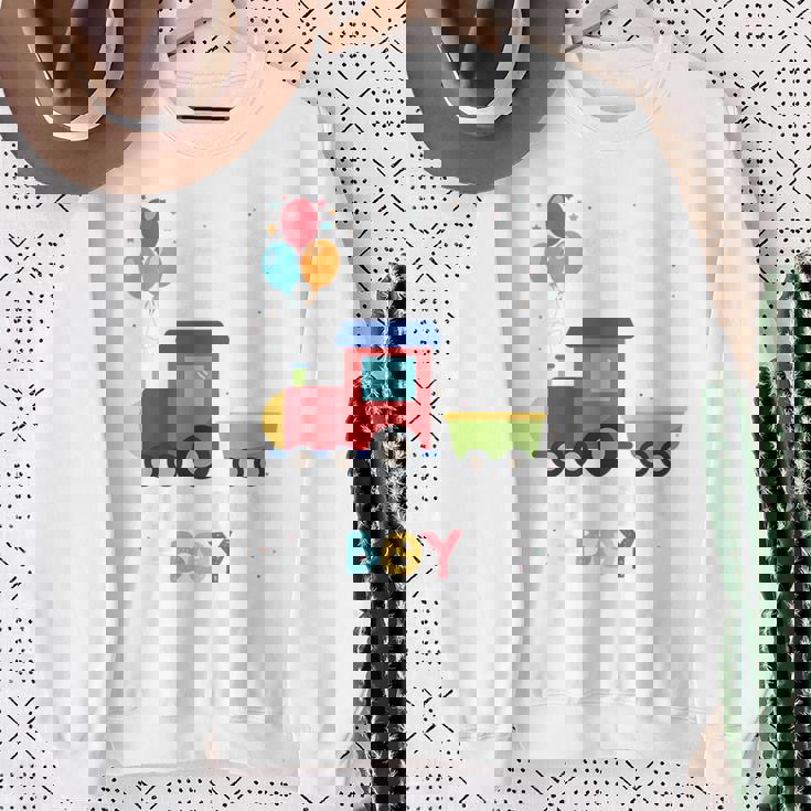 キッズ かっこいいチュー 3歳バースデーボーイ可愛い電車好き スウェットシャツ 年配の女性への贈り物