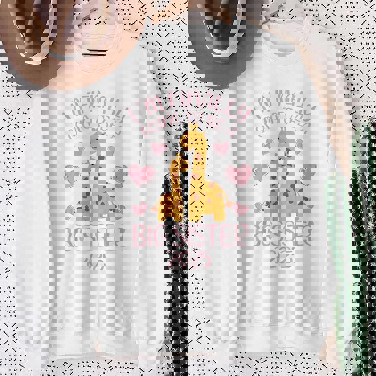 キッズ キリン、ついにお姉ちゃんになります2025 スウェットシャツ 年配の女性への贈り物