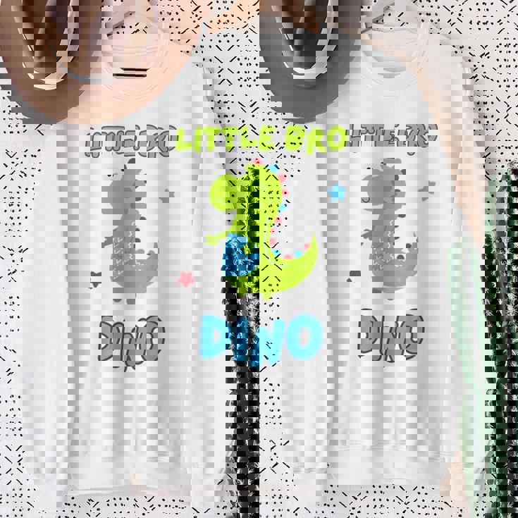 キッズ マッチング Little Bro Dino & Big Bro Dino スウェットシャツ 年配の女性への贈り物