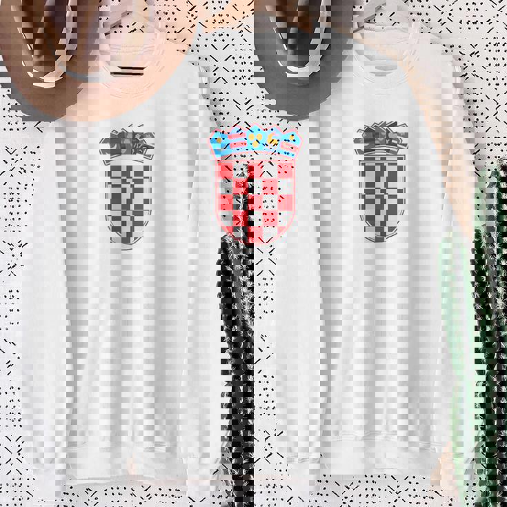 クロアチア ヴィンテージ クロアチア国旗tシャツ スウェットシャツ 年配の女性への贈り物