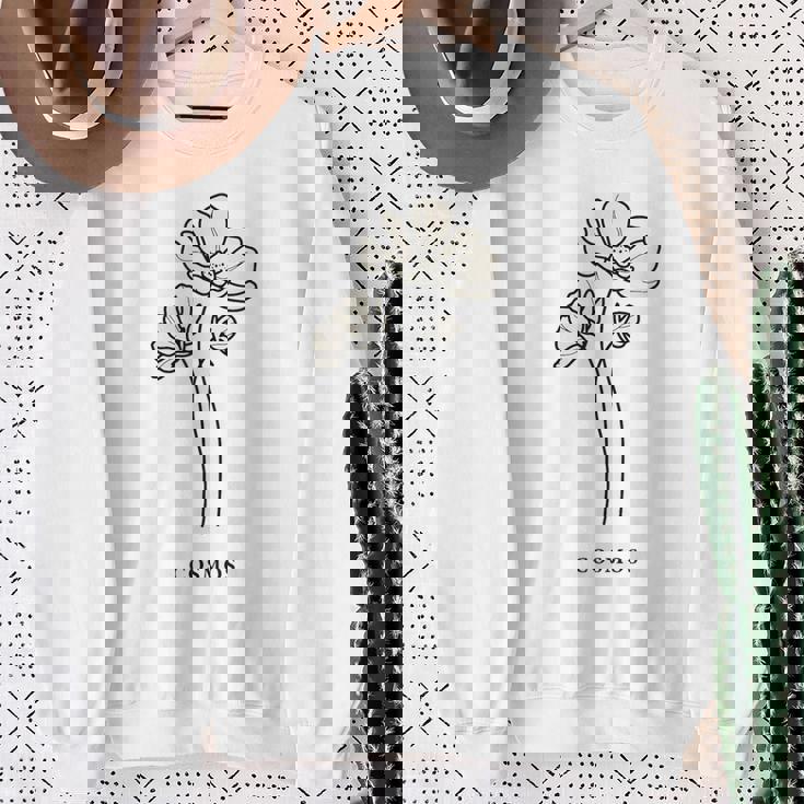 クール コスモス ボタニカル 花 かわいい コスモス 花好き スウェットシャツ 年配の女性への贈り物