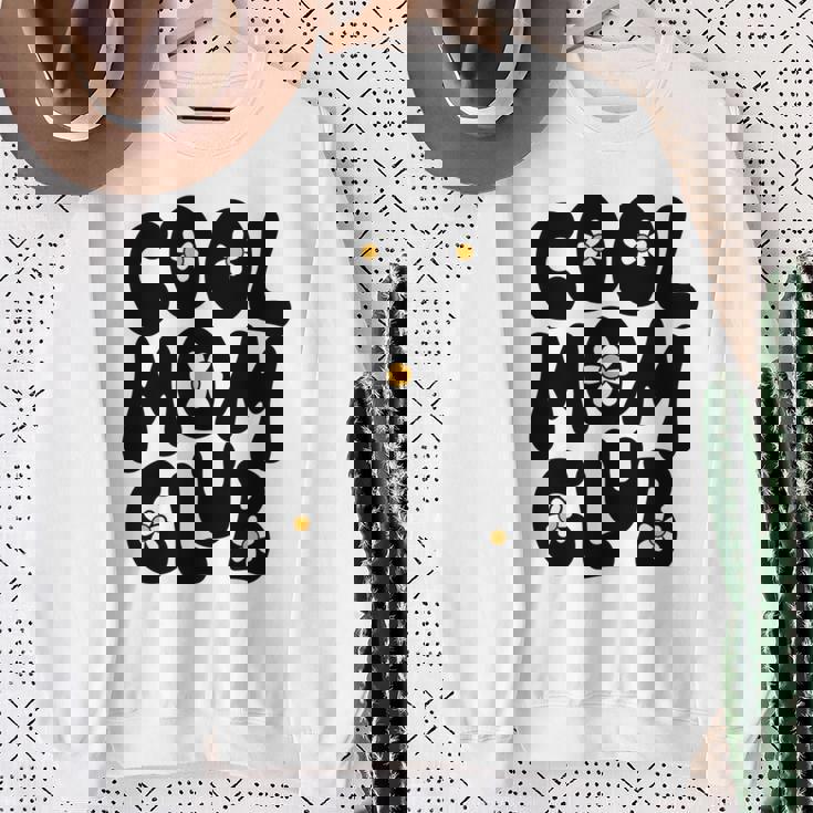 クールなママは無敵の母性ママライフ 長袖tシャツ スウェットシャツ 年配の女性への贈り物